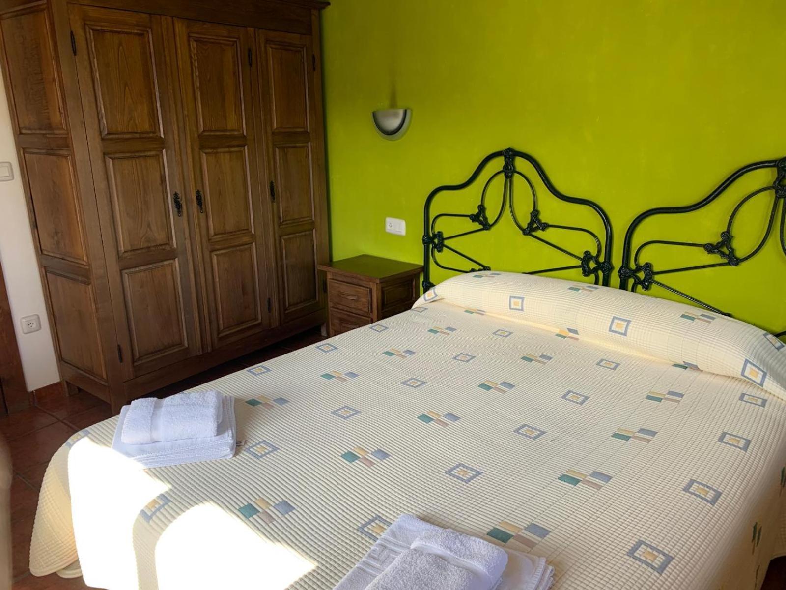Apartamentos Las Rocas De Брес Экстерьер фото
