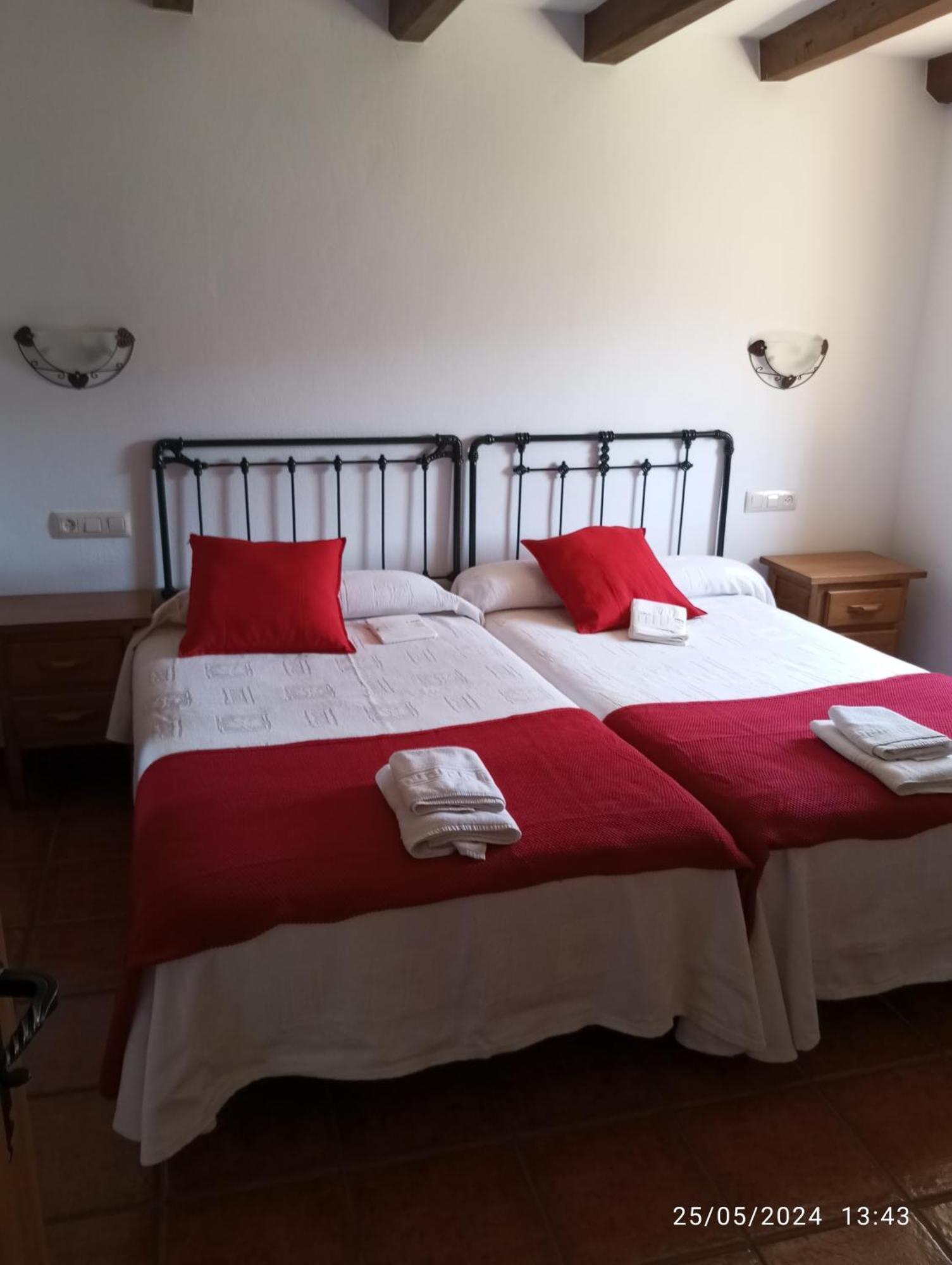 Apartamentos Las Rocas De Брес Экстерьер фото